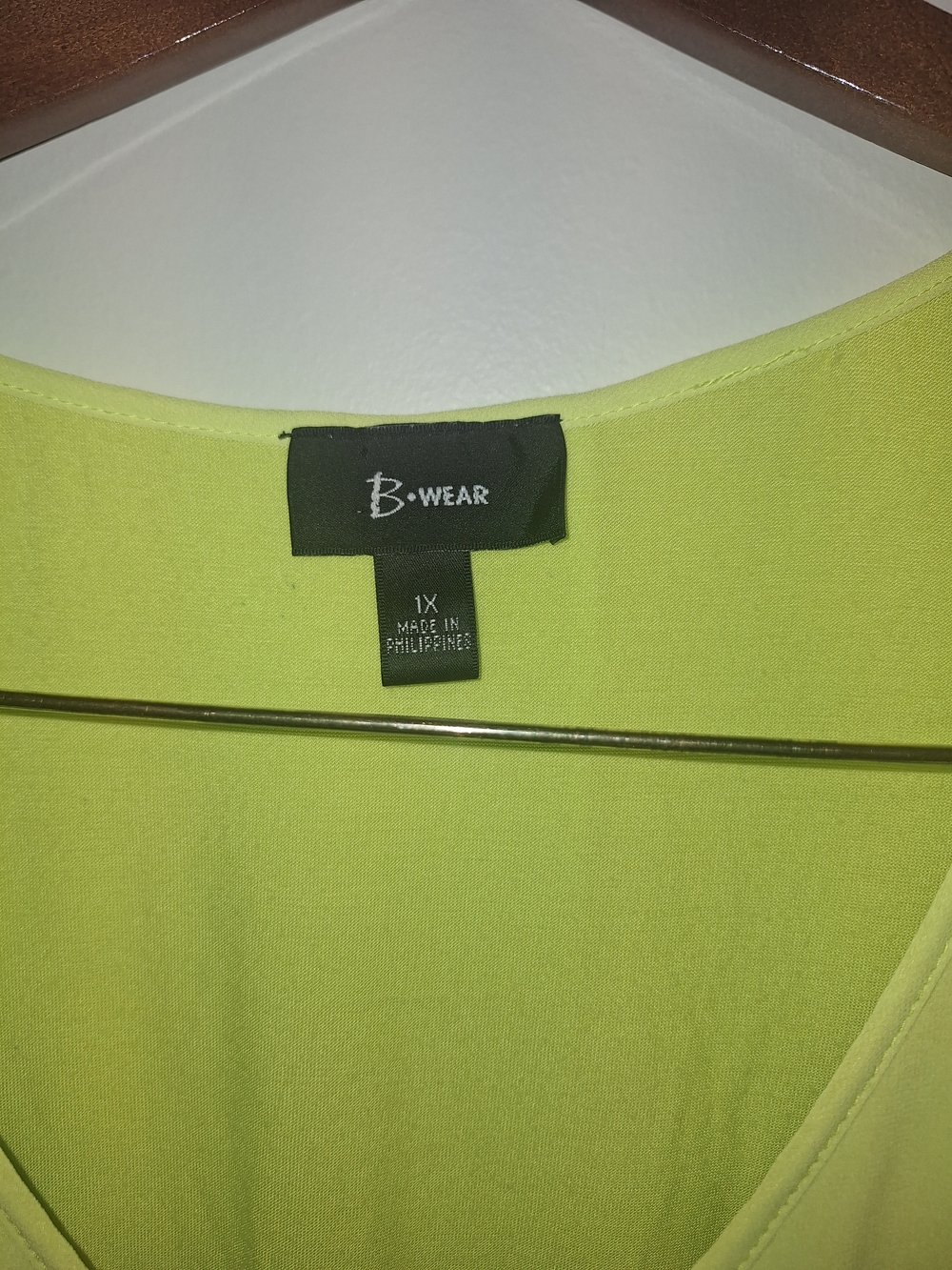 Bwear Women's Neon Lime V-Neck Sleeveless Top - Picture 4 of 6